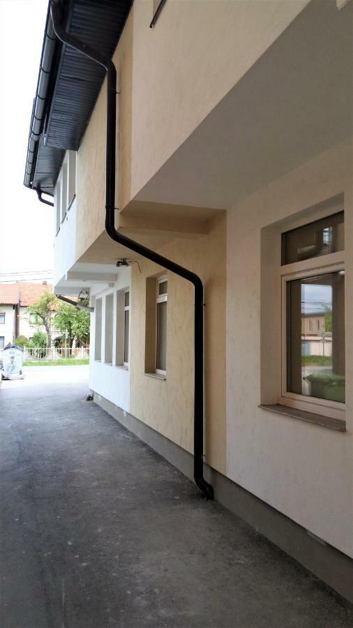 Apartments&Rooms Mido Visoko Buitenkant foto
