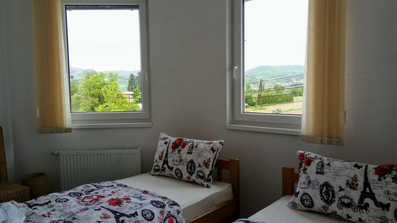 Apartments&Rooms Mido Visoko Buitenkant foto